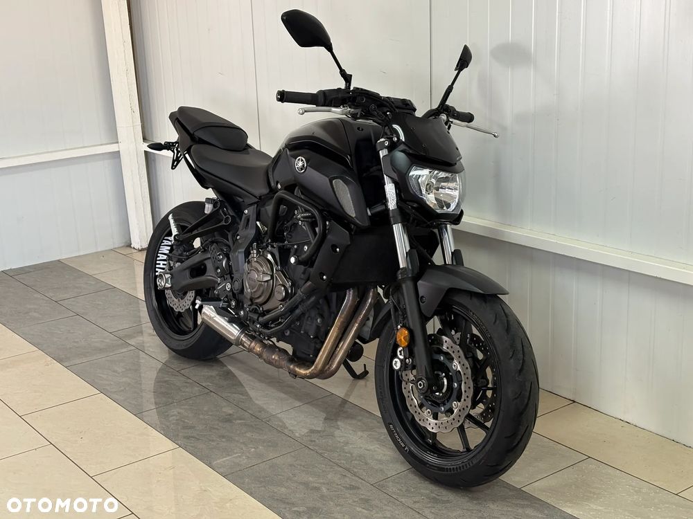 Yamaha MT - 2