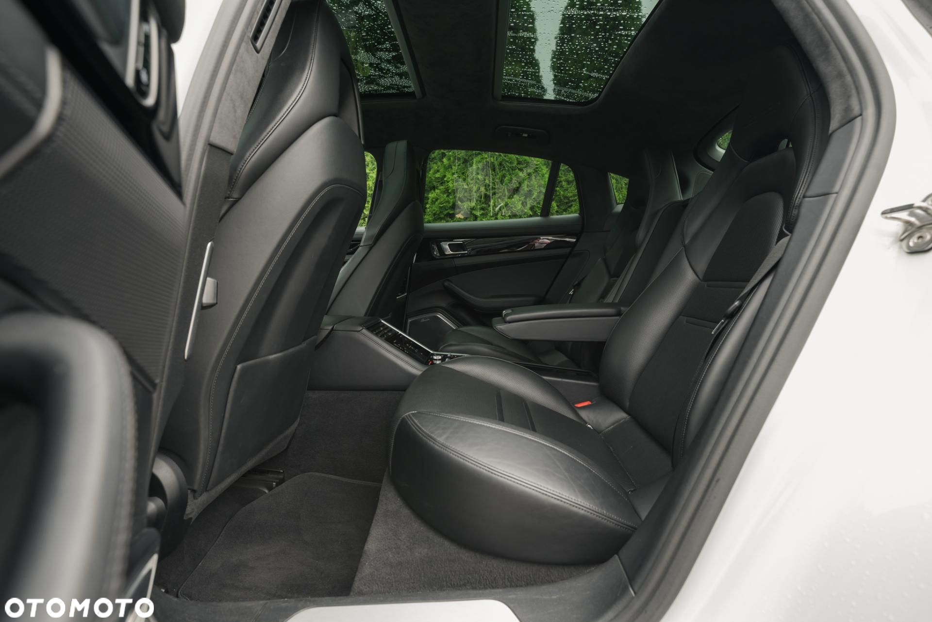 Porsche Panamera - 14