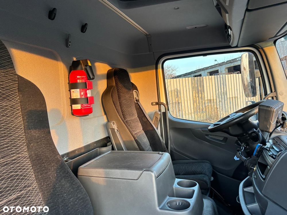 Mercedes-Benz Atego 1218 - 23