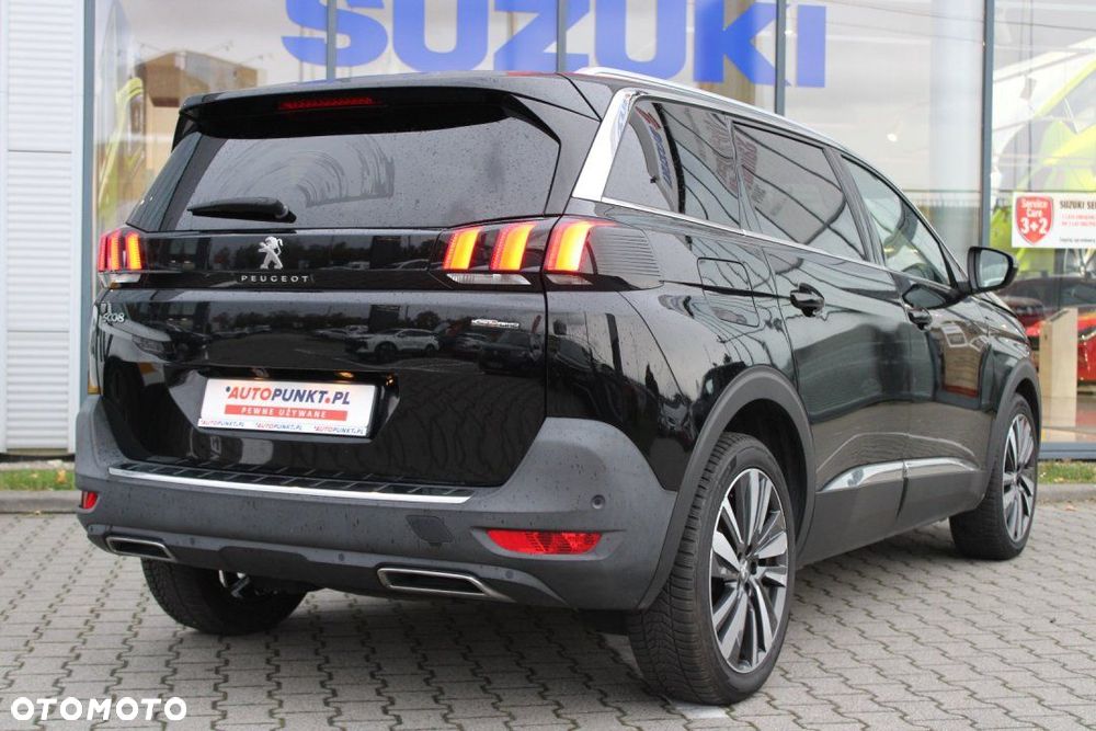 Peugeot 5008 - 5