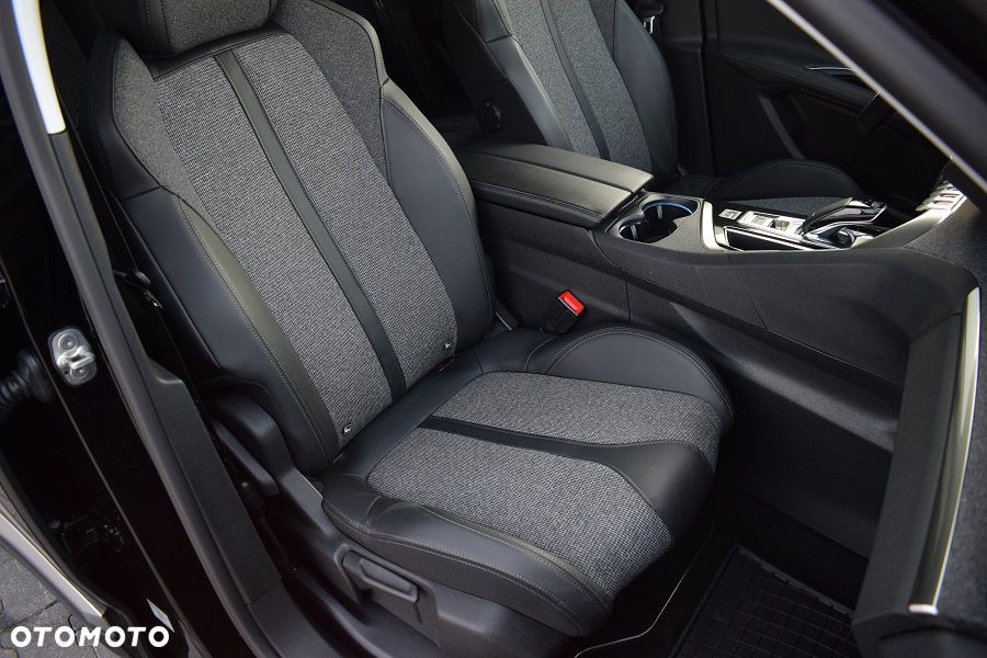 Peugeot 3008 PureTech 130 Stop & Start GPF EAT8 Allure - 14