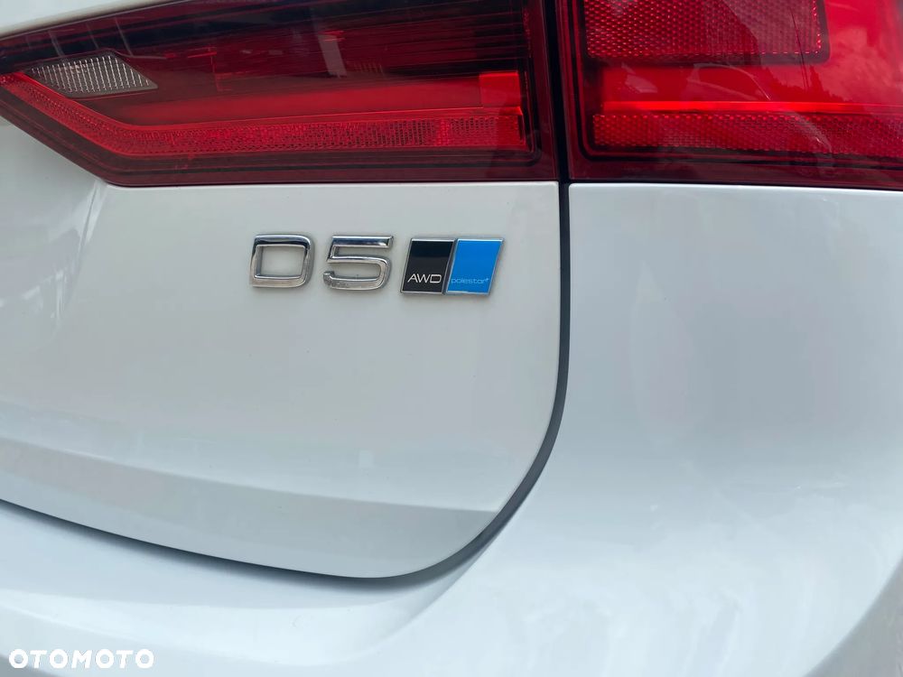 Volvo V90 D5 AWD Momentum - 11
