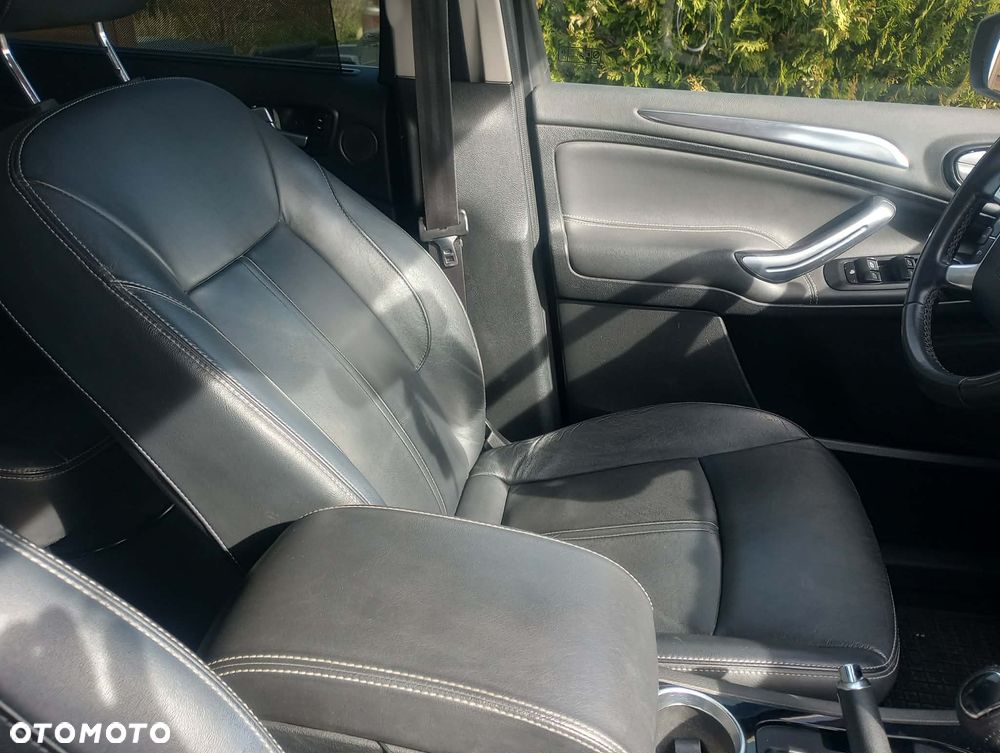 Ford S-Max 2.0 TDCi Titanium - 19