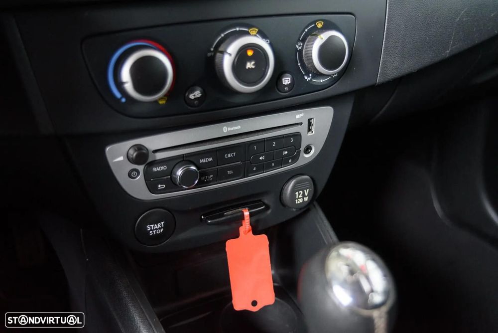 Renault Mégane 1.5 dCi Dynamique - 23