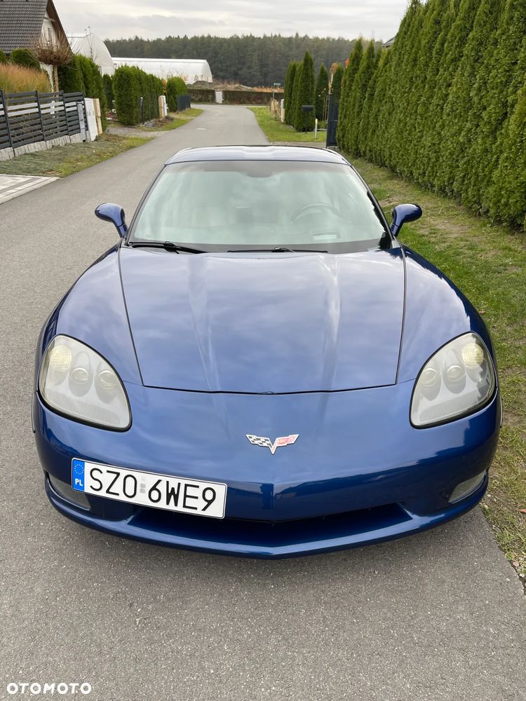Chevrolet Corvette - 15