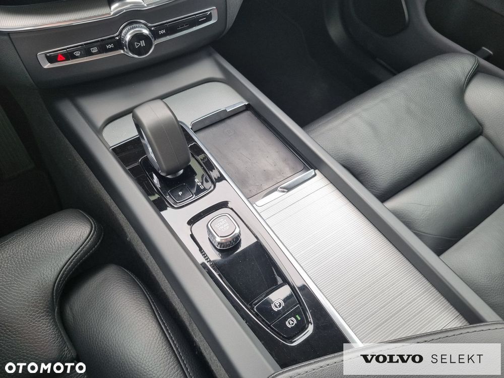 Volvo XC 60 - 33