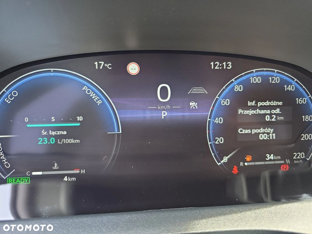 Toyota Yaris Cross - 18