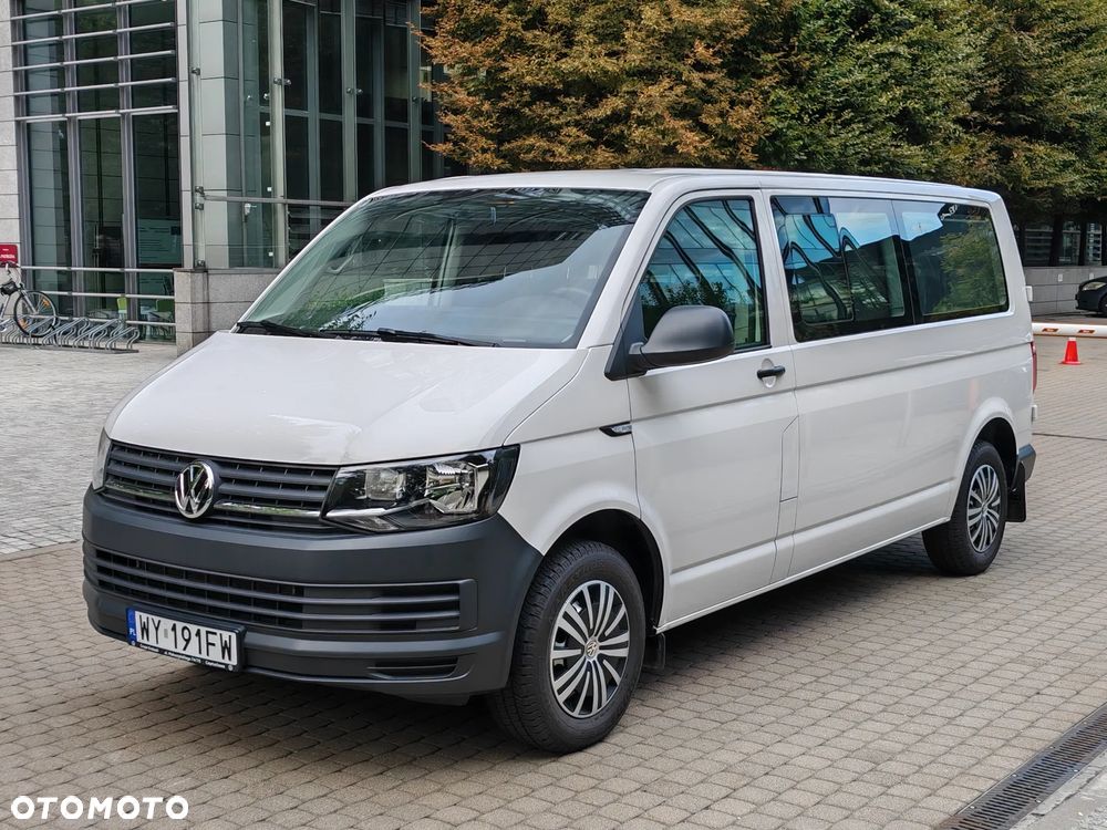 Volkswagen Caravelle - 1