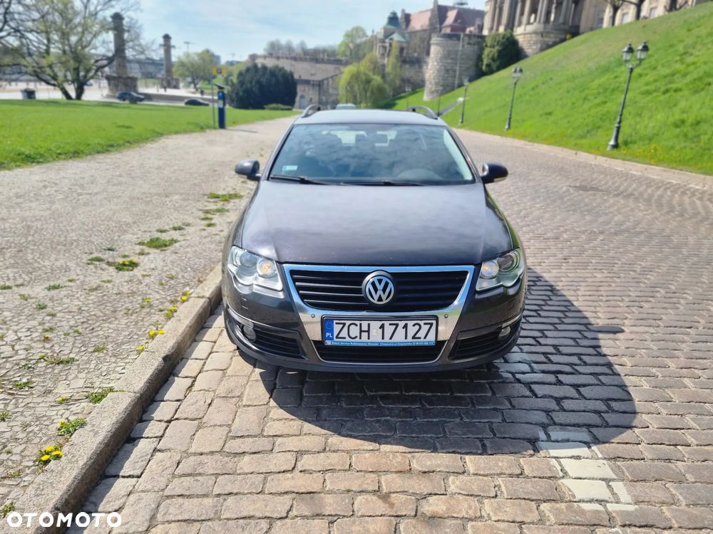 Volkswagen Passat - 2