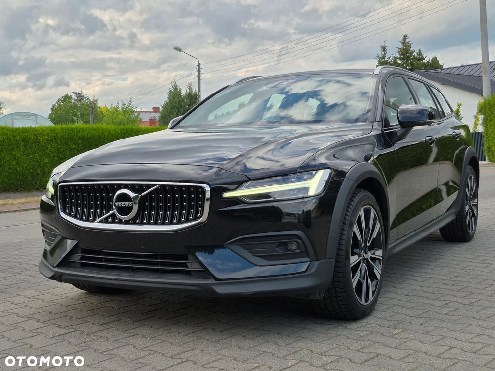 Volvo V60 Cross Country - 5