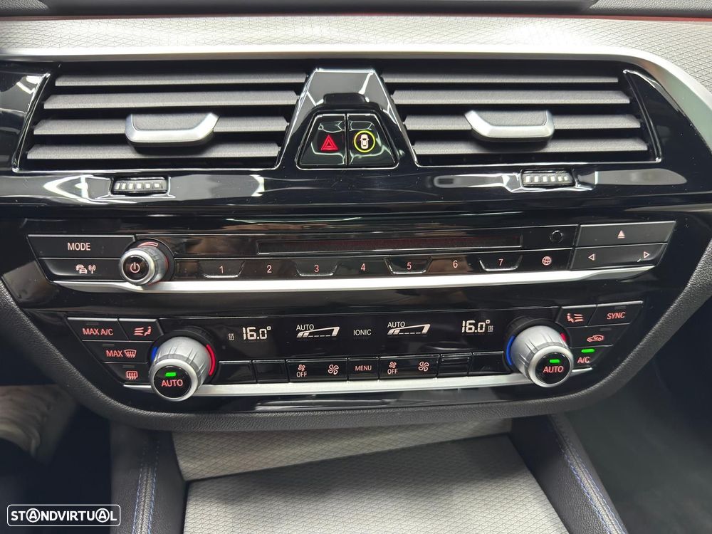 BMW 520 d Pack M Auto - 41