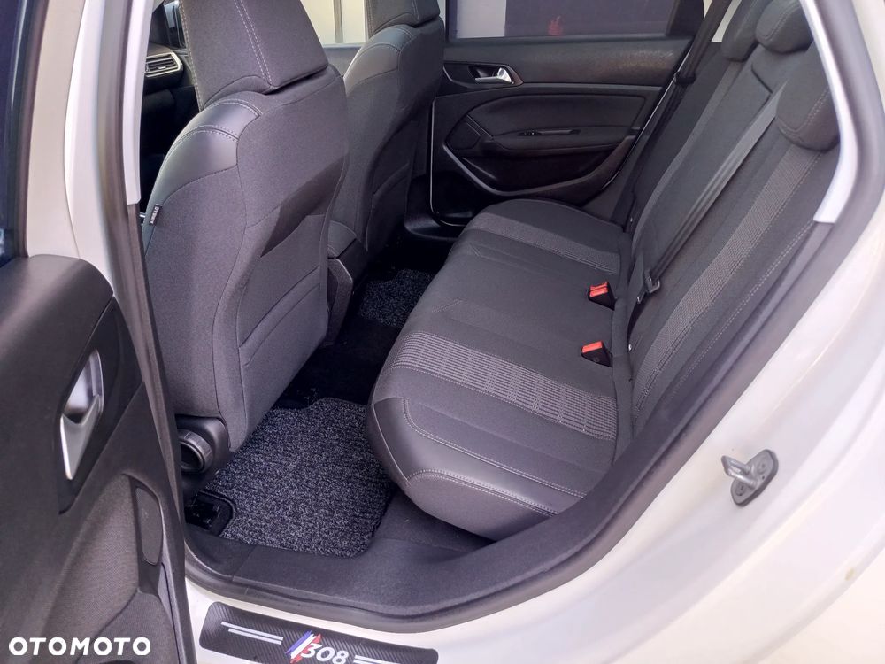 Peugeot 308 BlueHDi 120 EAT6 Stop & Start Active Business-Paket - 15
