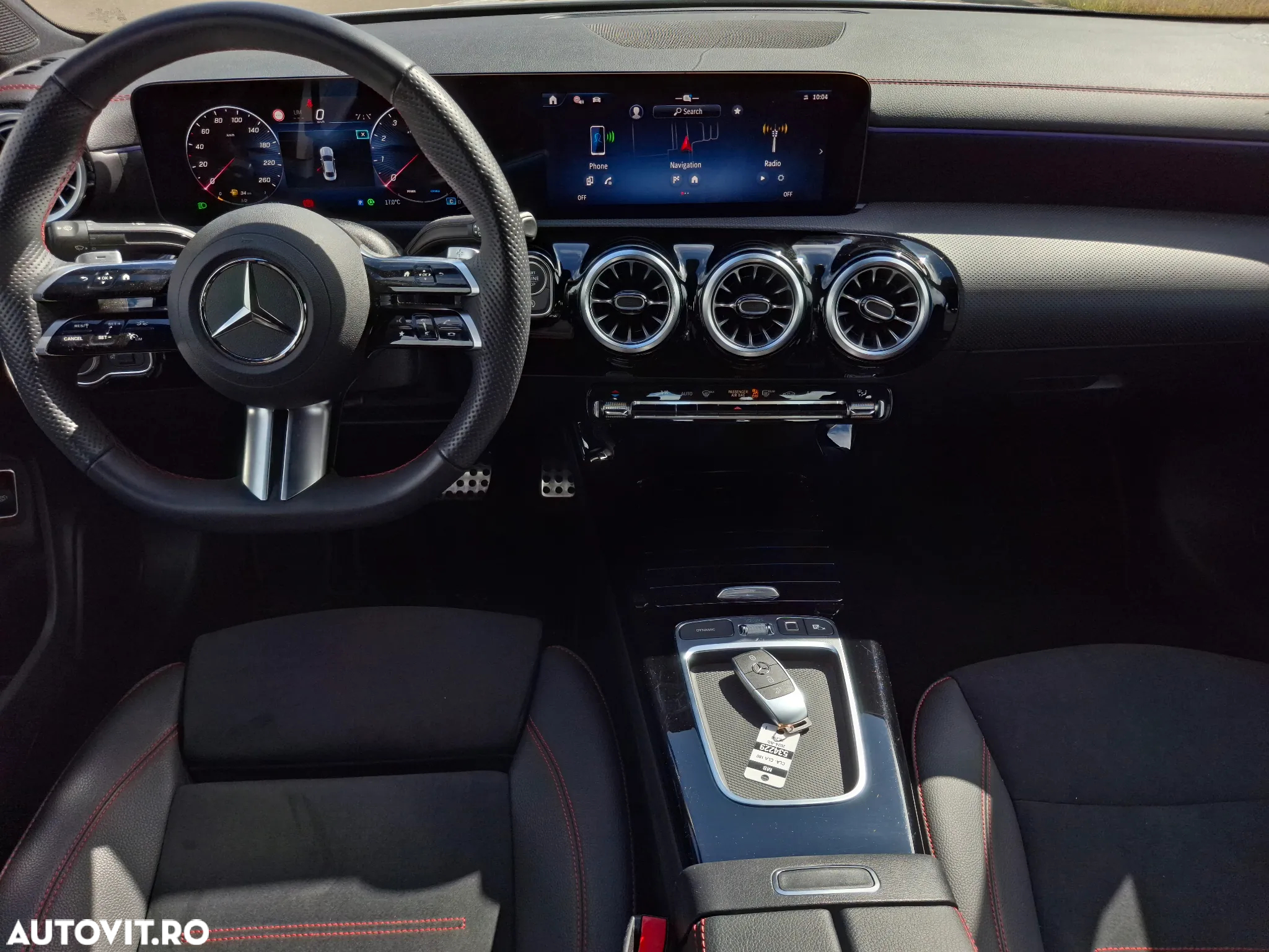 Mercedes-Benz CLA - 13