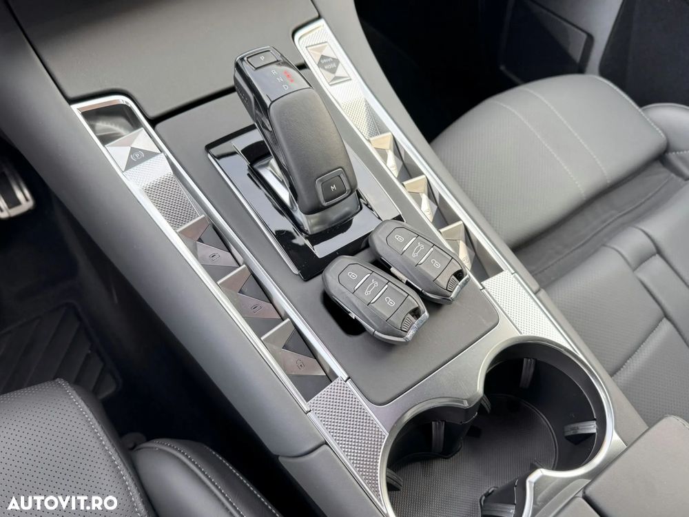 DS Automobiles DS 7 Crossback 1.6 PureTech 180 S&S EAT8 RIVOLI - 15