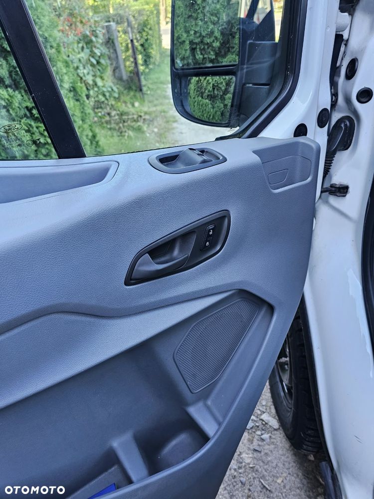 Ford Transit - 16