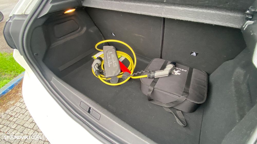 Peugeot e-208 50 kWh Allure Pack - 12