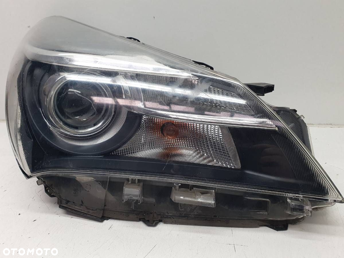 LAMPA PRZÓD PRAWA TOYOTA YARIS III SOCZEWKA EUROPA USZKODZONA - 3