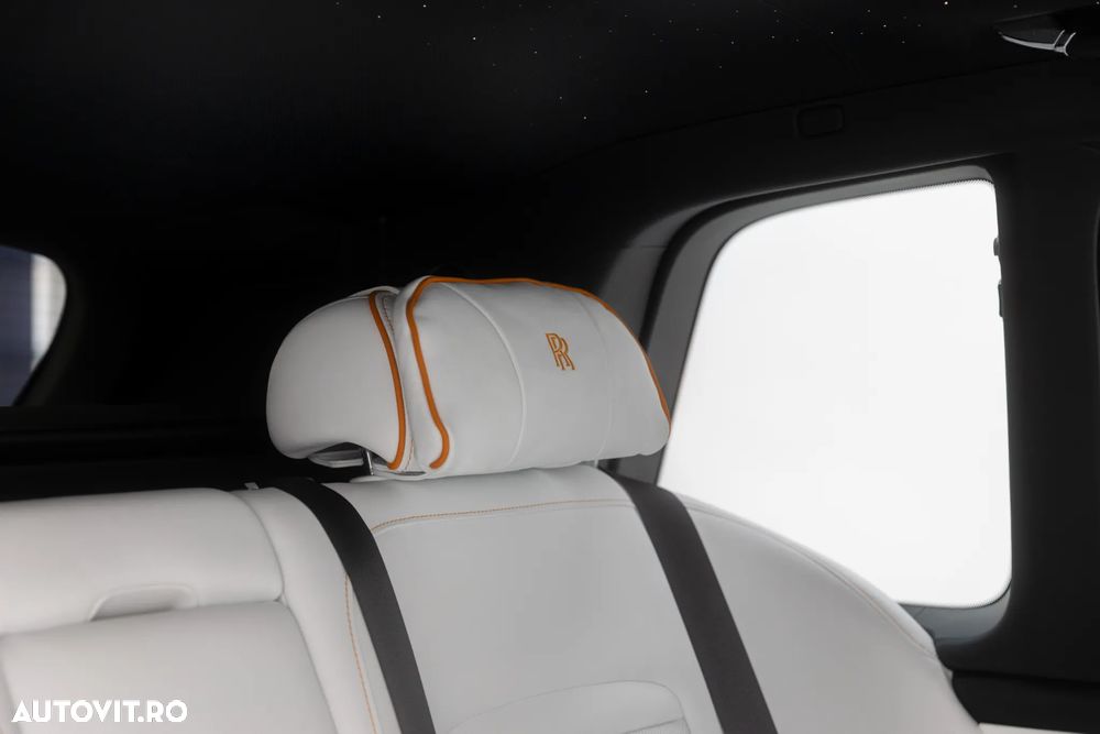 Rolls-Royce Cullinan - 38