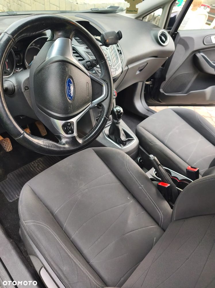 Ford Fiesta 1.5 TDCi Gold X EU6 - 6