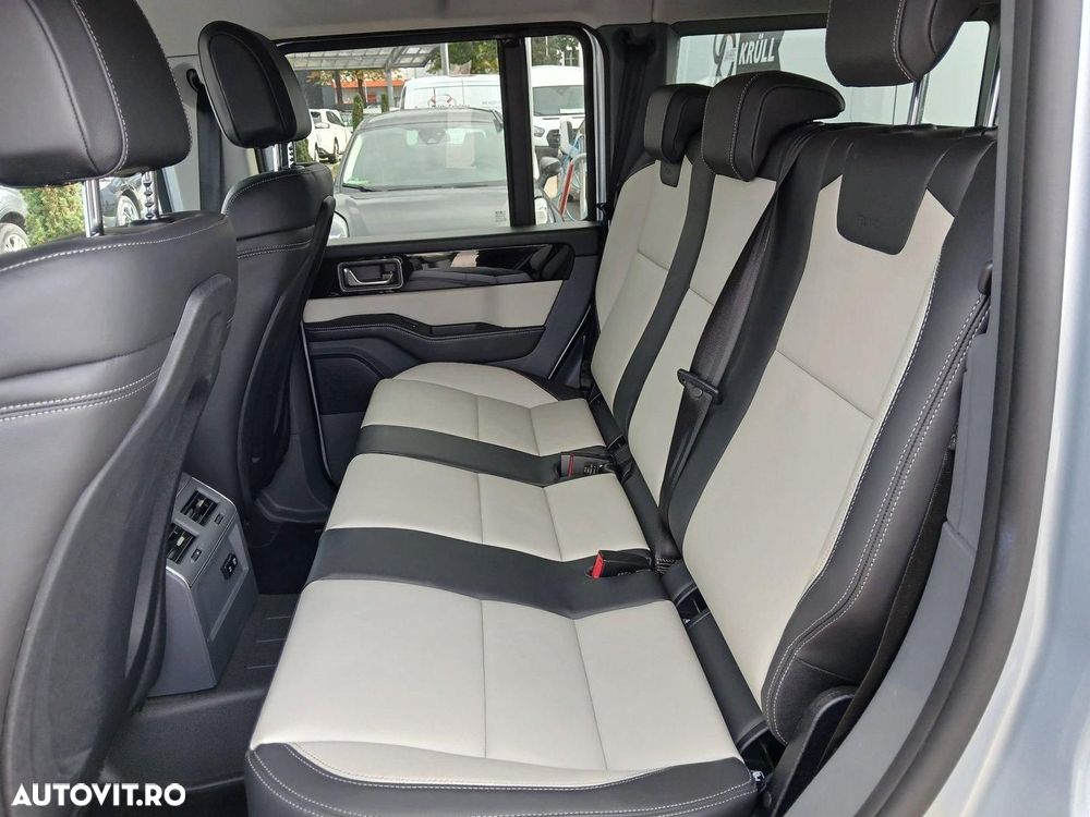 Ineos Grenadier - 10