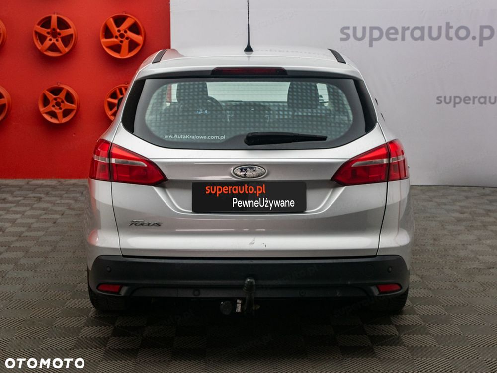 Ford Focus - 8