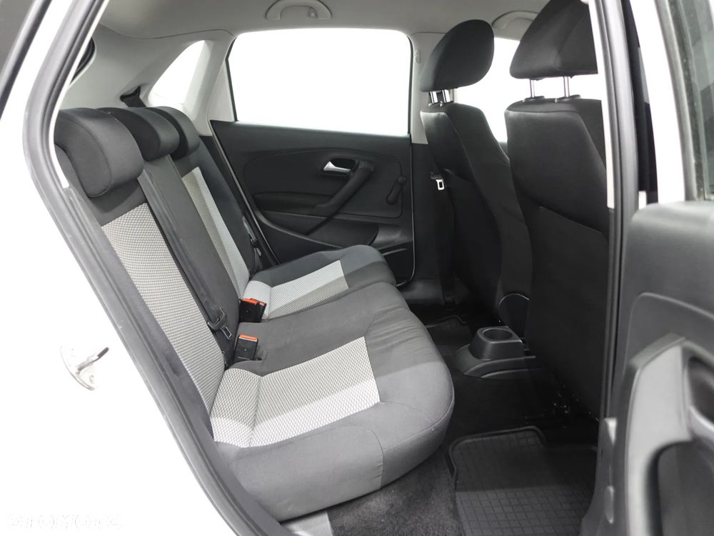 Volkswagen Polo 1.6 TDI Trendline - 23