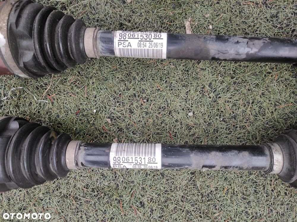 PÓŁOŚ LEWA PRAWA JUMPY EXPERT III PROACE II VIVARO C 9806153080 2.0HDI - 2