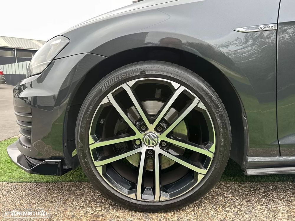 VW Golf 2.0 TDI GTD - 22