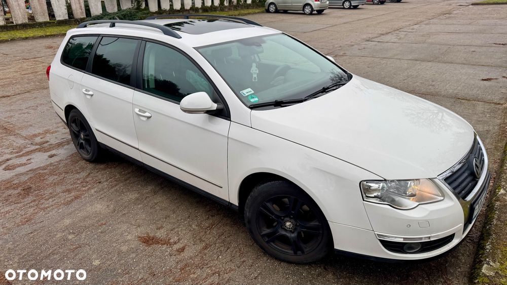 Volkswagen Passat 2.0 TDI DPF DSG Sportline - 1