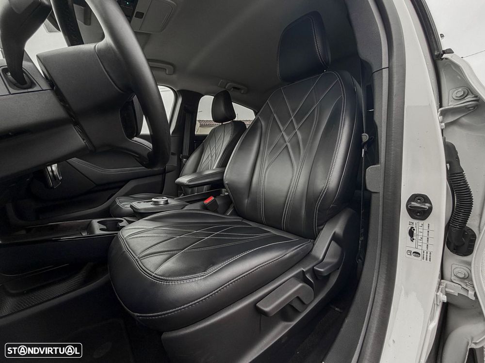 Ford Mustang Mach-E Standard - 11