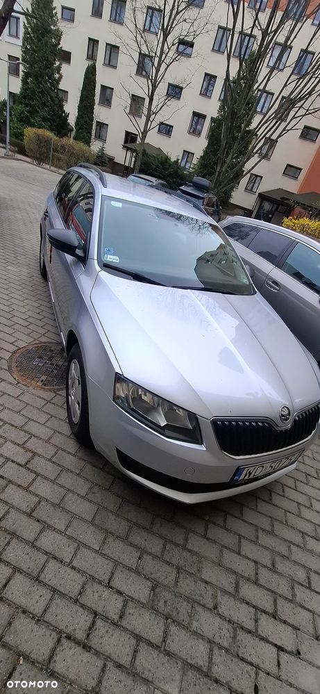 Skoda Octavia 1.6 TDI Active - 4