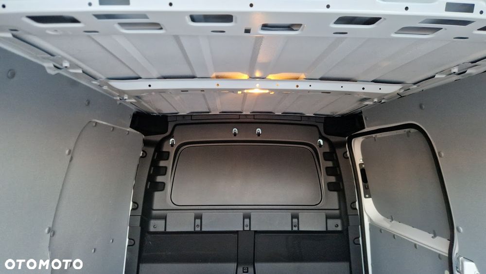 Volkswagen Caddy Cargo Maxi - 4