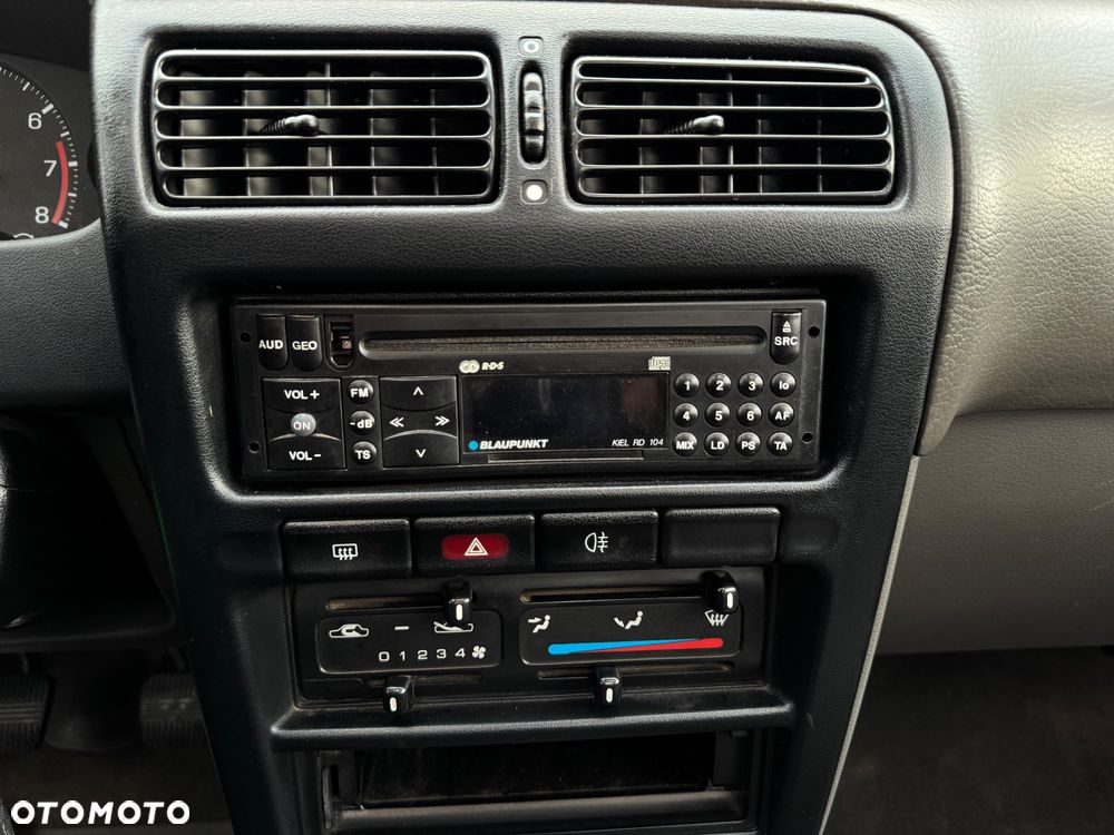 Nissan 100 NX 1.6 SLX - 19