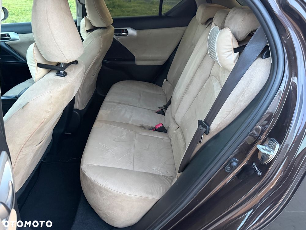 Lexus CT 200h Prestige - 17