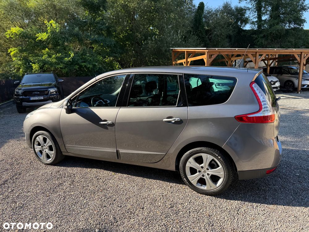 Renault Grand Scenic 1.6 16V 110 Dynamique - 8