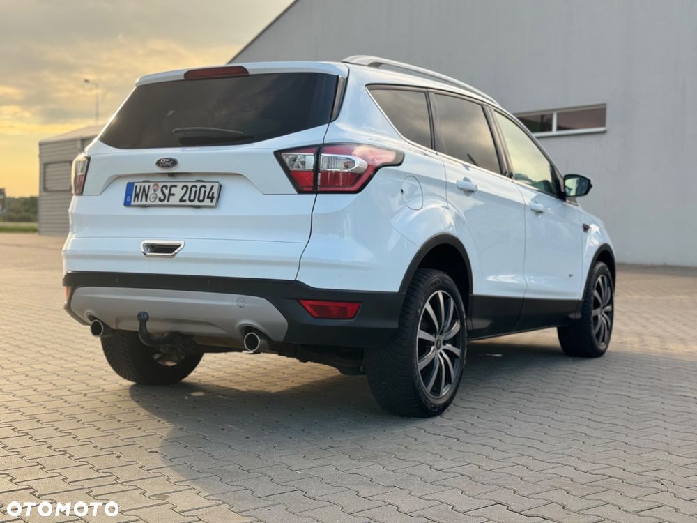Ford Kuga 2.0 TDCi AWD Titanium - 4
