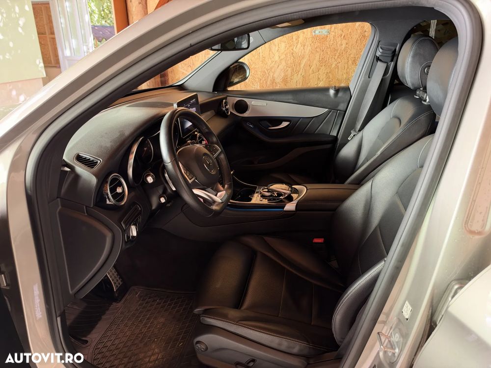 Mercedes-Benz GLC 300 4MATIC - 3