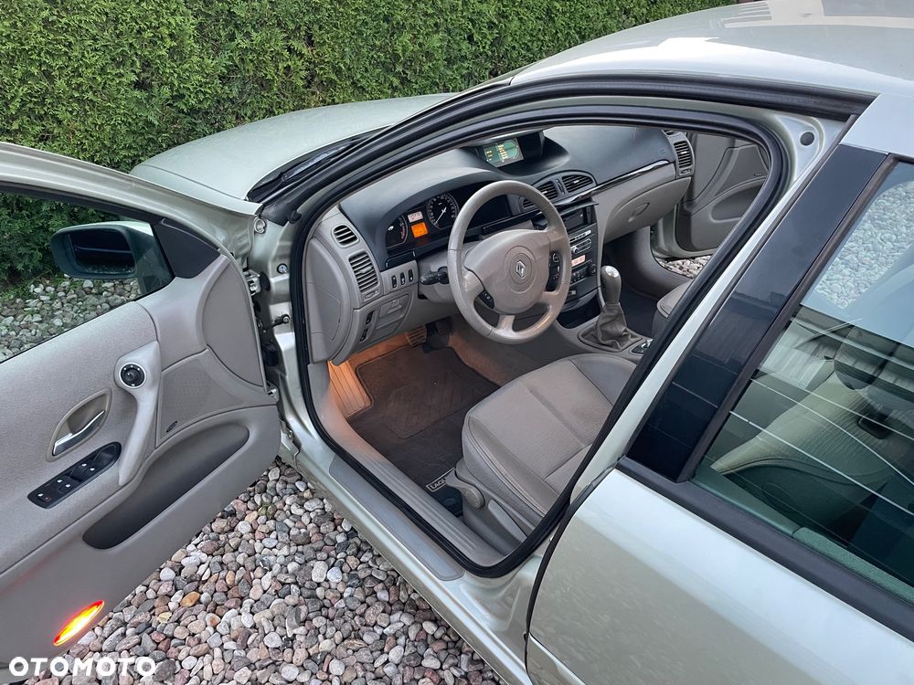 Renault Laguna 2.0 16V Privilege - 15