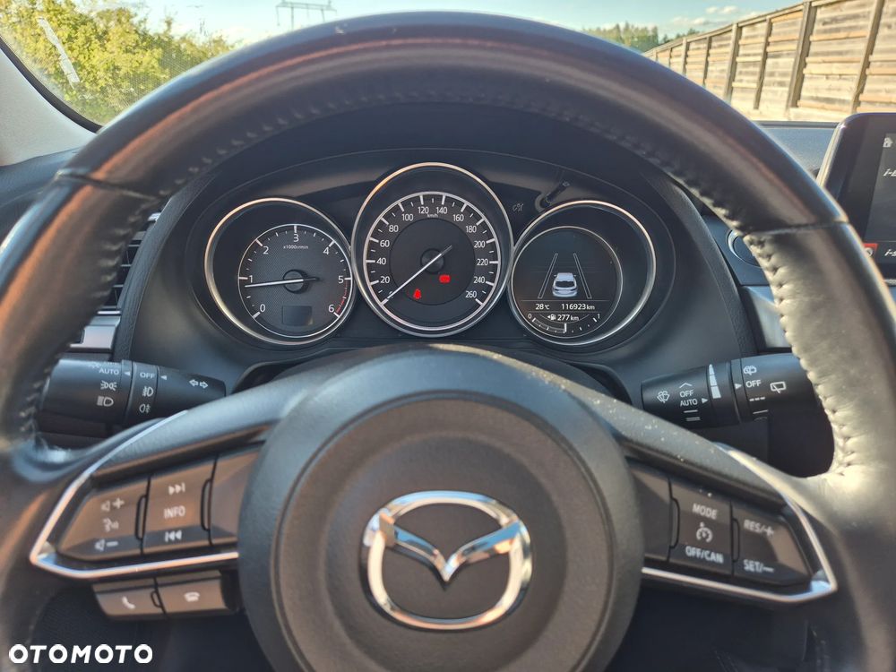 Mazda 6 - 8