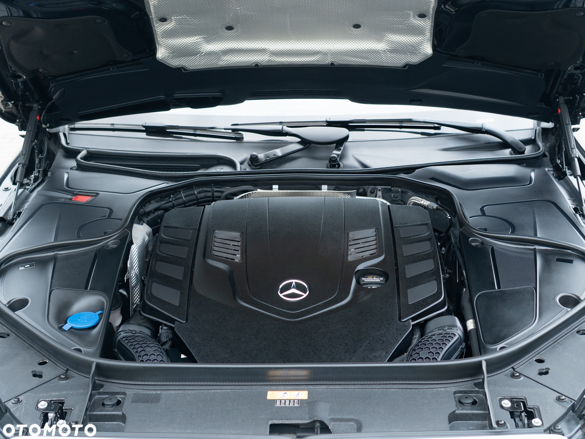 Mercedes-Benz Klasa S 560 4-Matic L 9G-TRONIC - 37