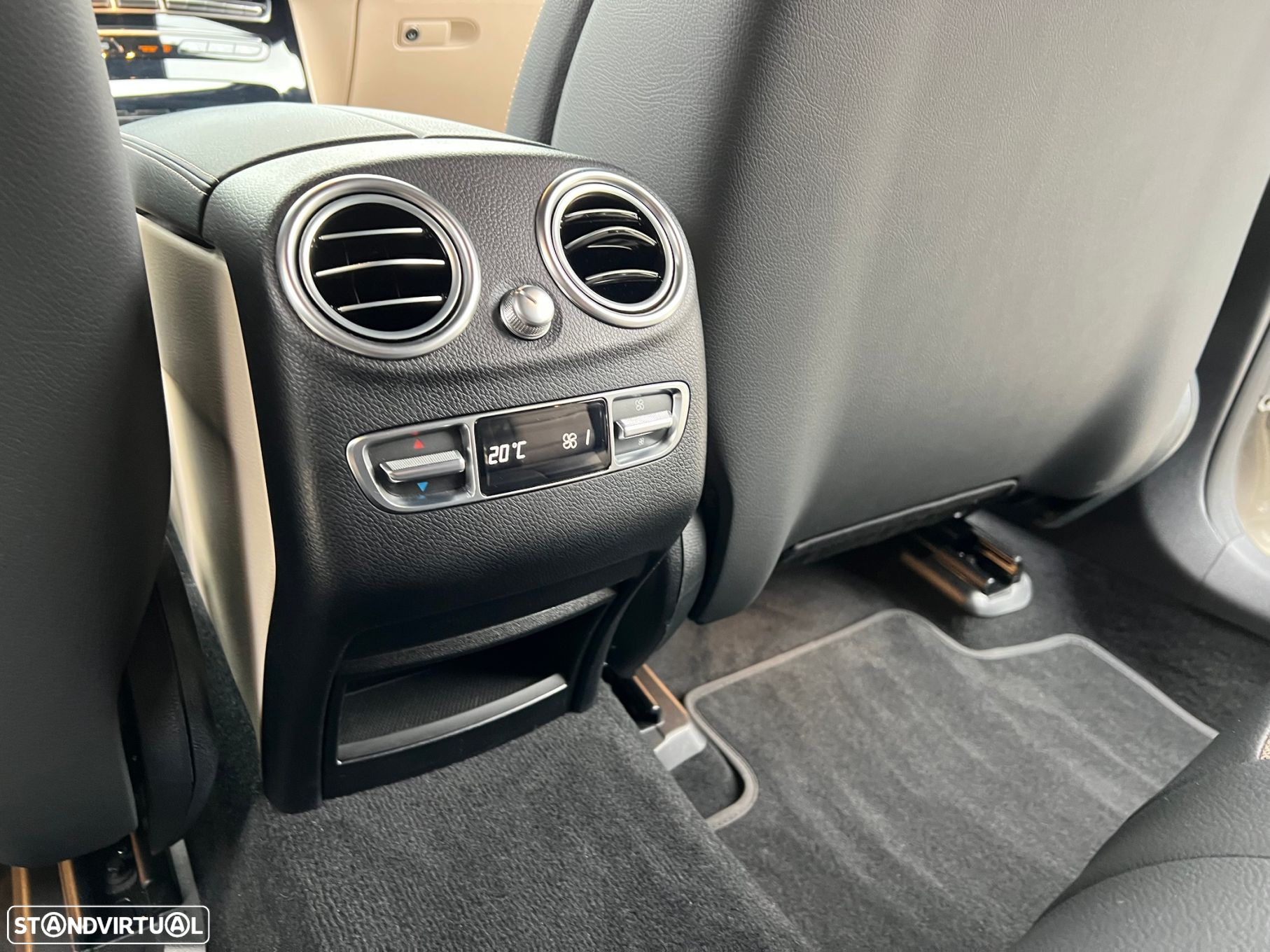 Mercedes-Benz EQC 400 4Matic Electric Art - 18