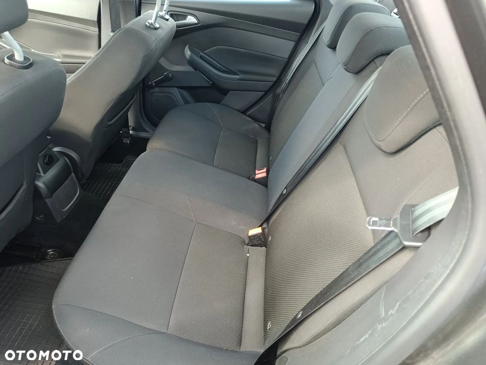 Ford Focus 1.6 Trend - 9