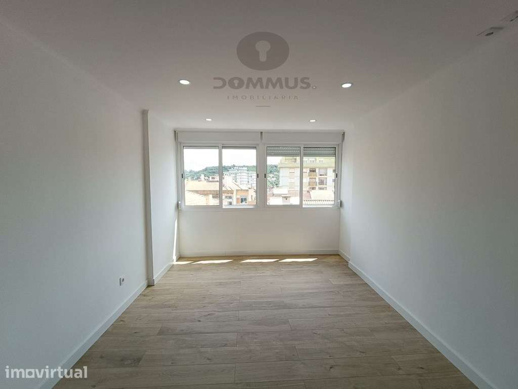 Apartamento T3 Remodelado em Odivelas - Grande imagem: 3/18