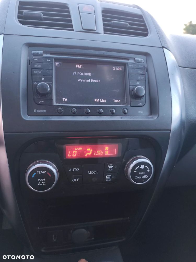 Suzuki SX4 1.6 Topline Edition 4WD - 8
