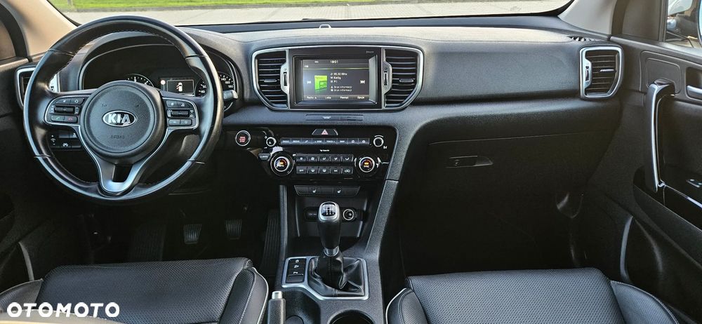 Kia Sportage 1.7 CRDI 2WD Dream-Team Edition - 8