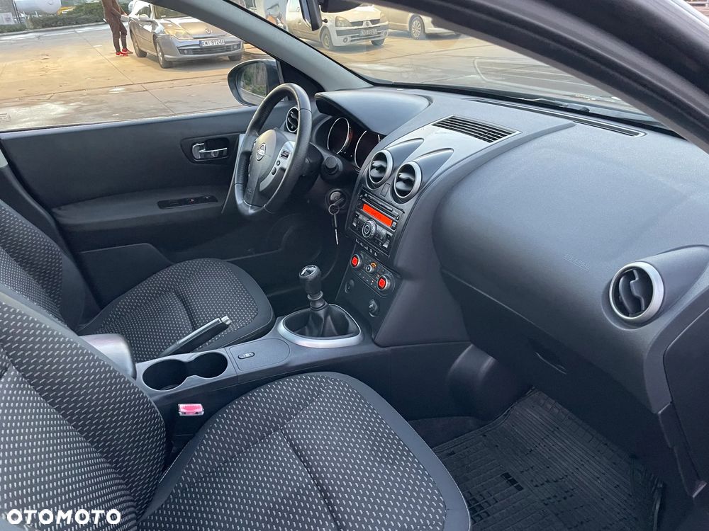 Nissan Qashqai+2 2.0 dCi DPF acenta - 19