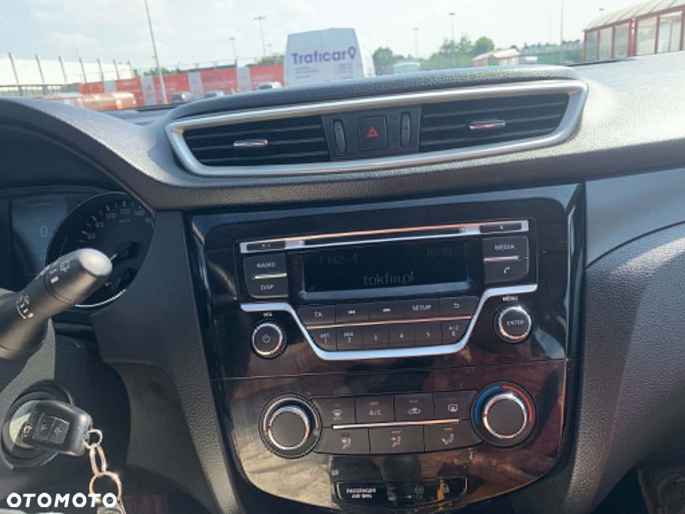 Nissan Qashqai 1.6 Visia - 11