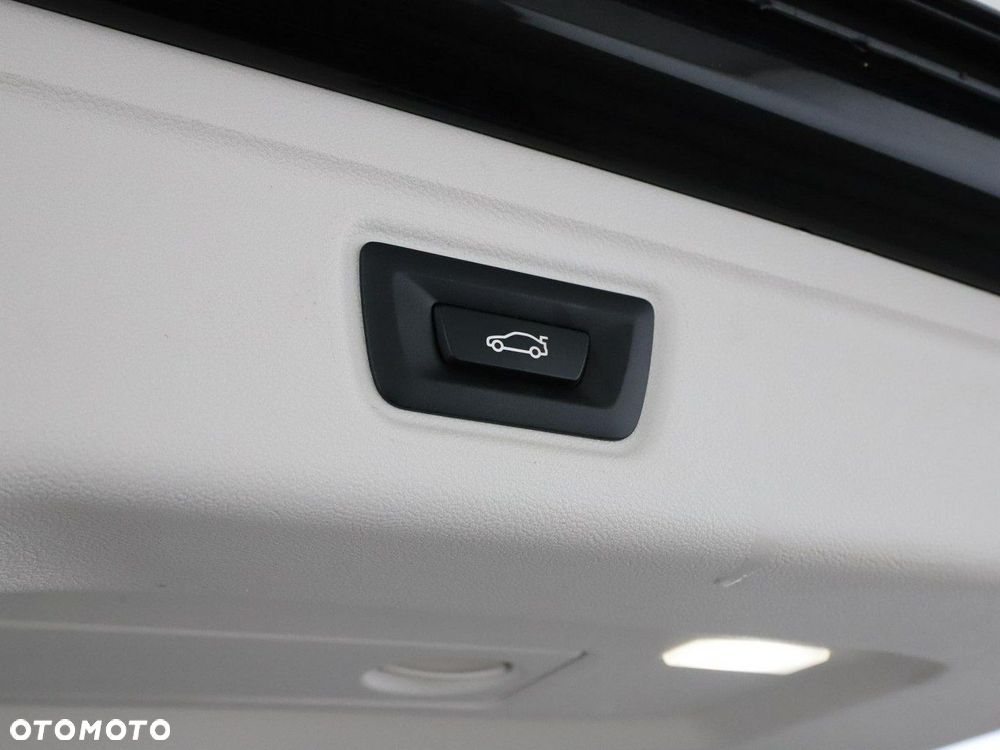 BMW Seria 3 320e Advantage - 41