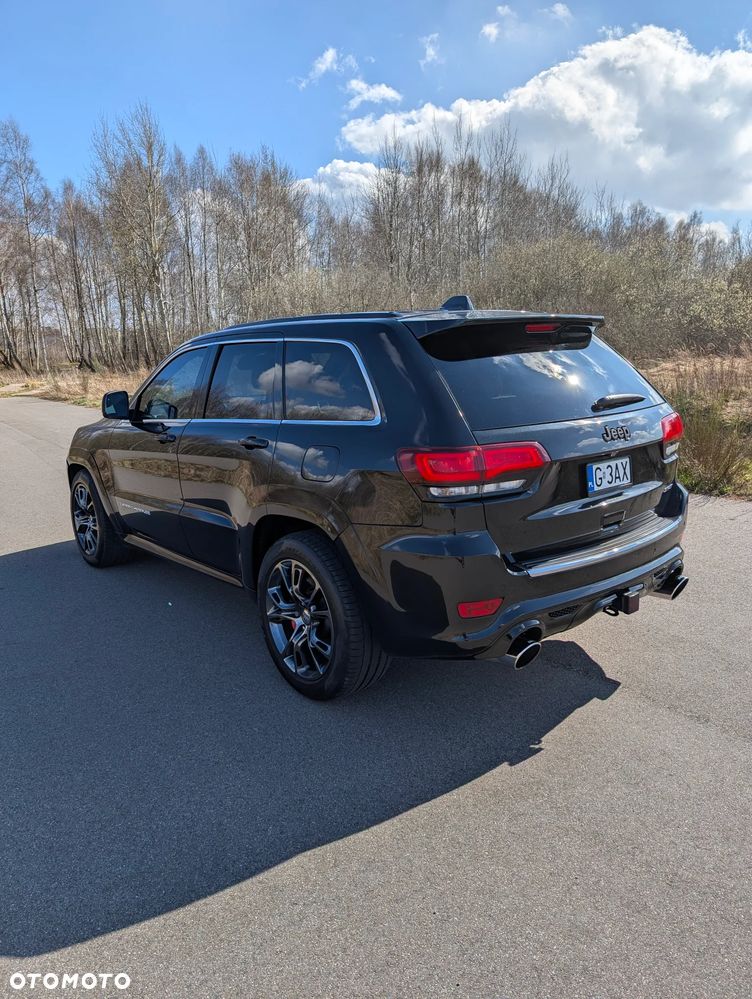 Jeep Grand Cherokee SRT - 5