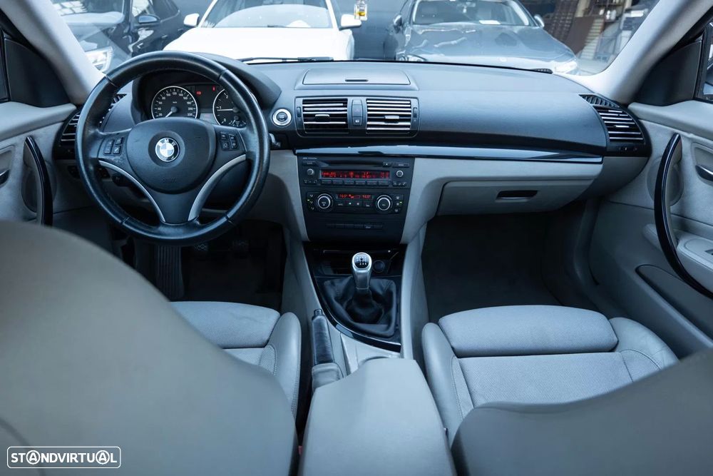 BMW 118 d Coupe - 16